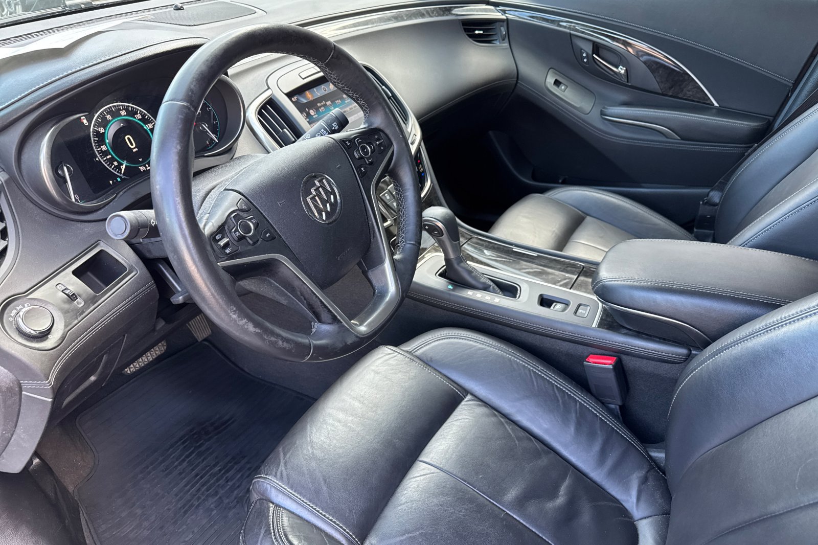 Used 2016 Buick LaCrosse Leather FWD image 10