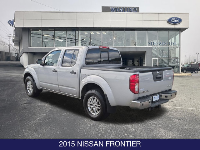 Used 2015 Nissan Frontier SV w/ SV Value Truck Package AWD/4WD image 6