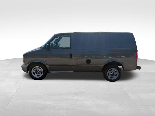 Used 2005 GMC Safari RWD image 6