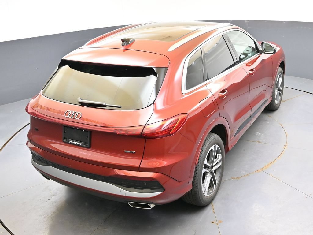 Certified 2025 Audi Q5 Premium Plus w/ Premium Plus AWD/4WD image 40