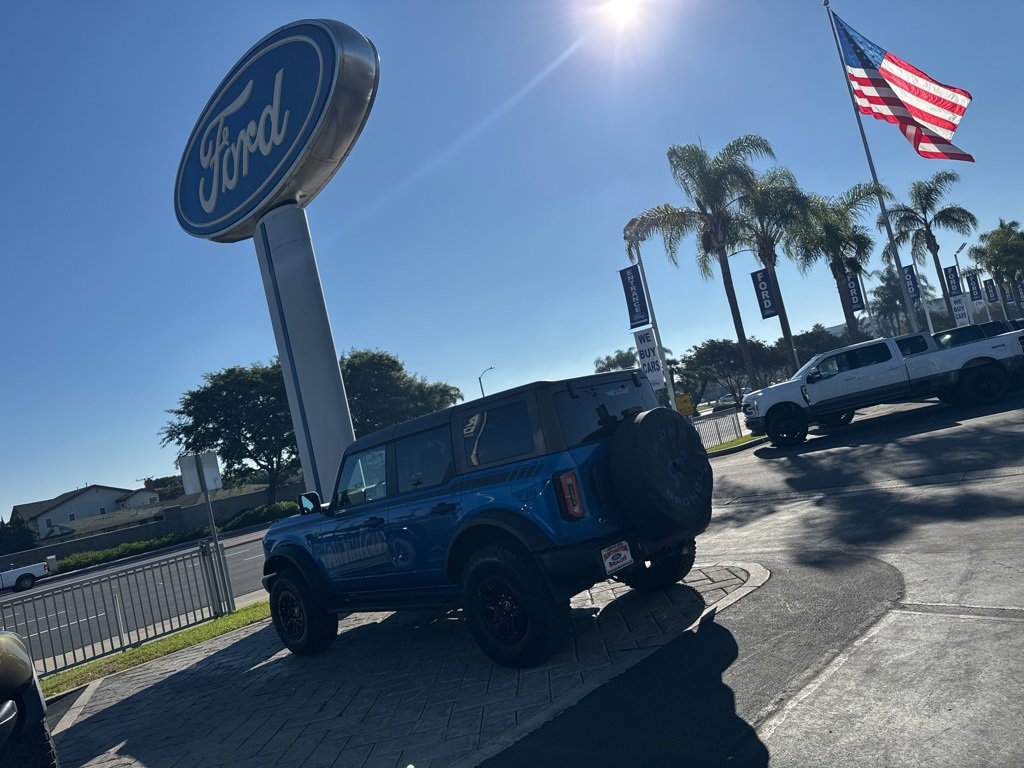 Used 2023 Ford Bronco Wildtrak image 21