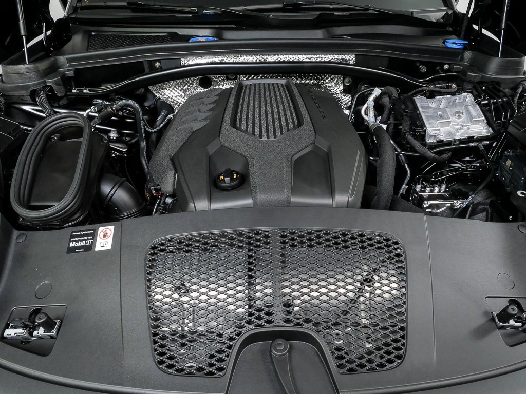 New 2026 Porsche Macan image 36