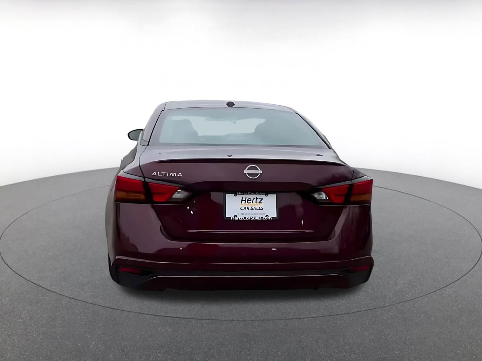 Used 2025 Nissan Altima 2.5 SV image 12