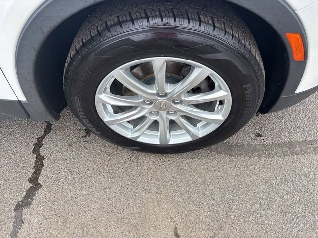 Used 2019 Cadillac XT4 Luxury w/ Cold Weather Package FWD image 42