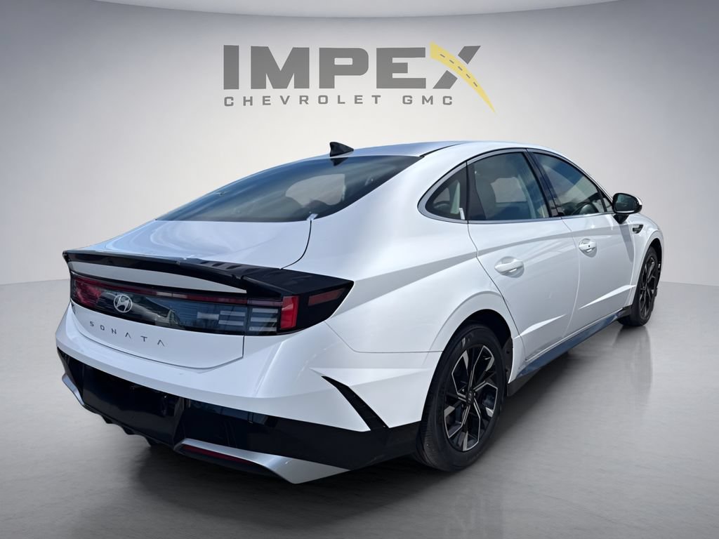 Used 2025 Hyundai Sonata SEL FWD image 5