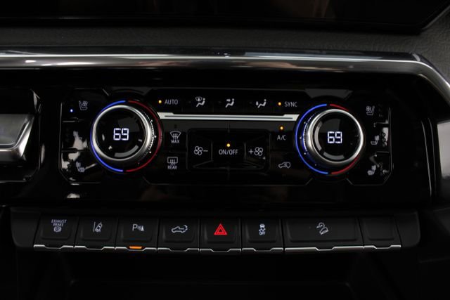 New 2026 GMC Sierra 2500 Denali w/ Denali Reserve Package AWD/4WD image 8
