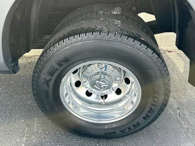 Used 2024 RAM 3500 Limited image 27