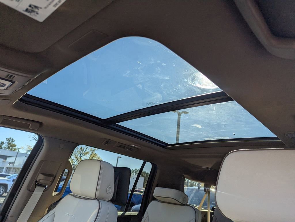 Used 2026 GMC Yukon XL Denali w/ Denali Reserve Package image 28