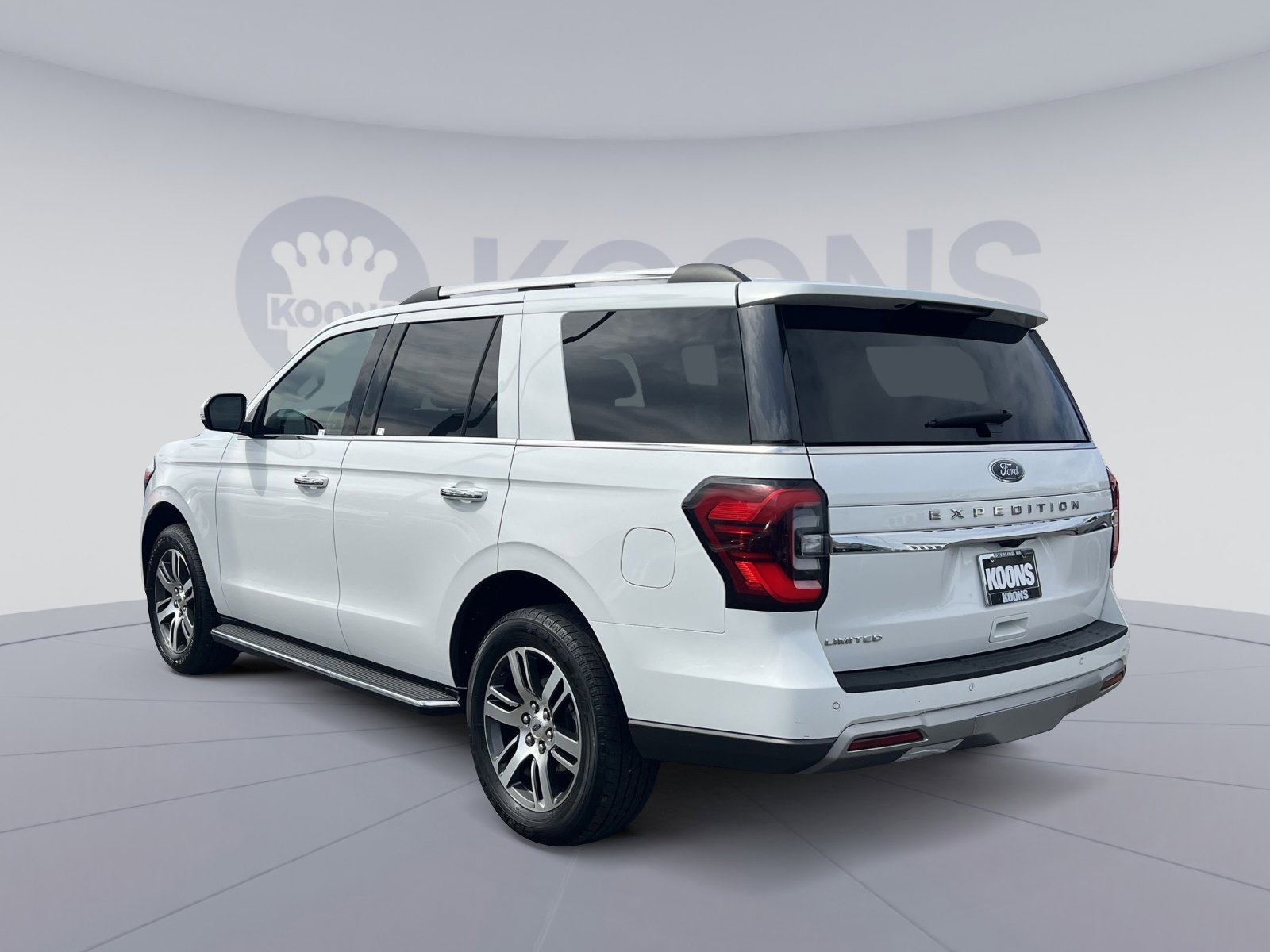 Certified 2023 Ford Expedition Limited image 4