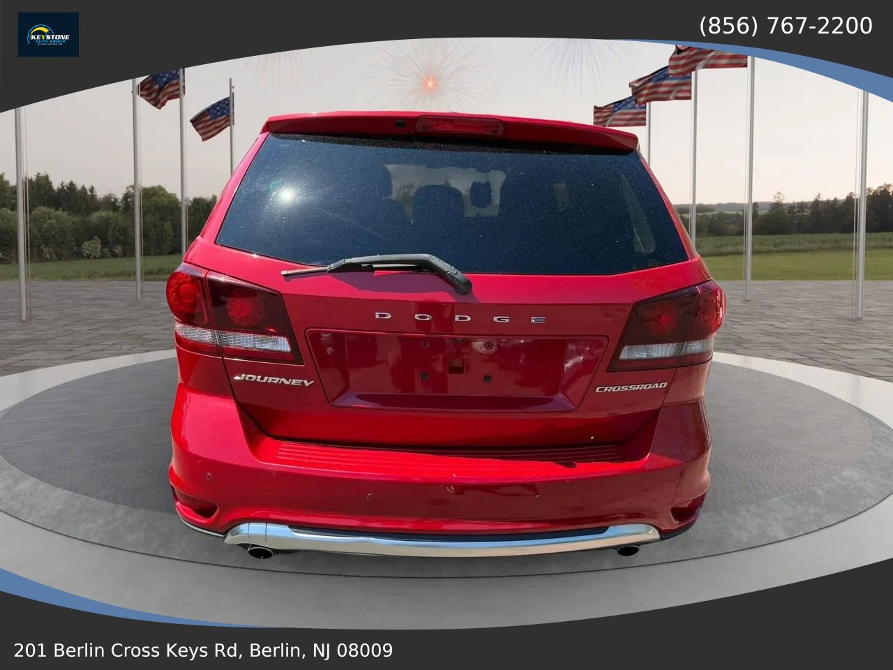 Used 2018 Dodge Journey Crossroad w/ Nav & Sun Group FWD image 4