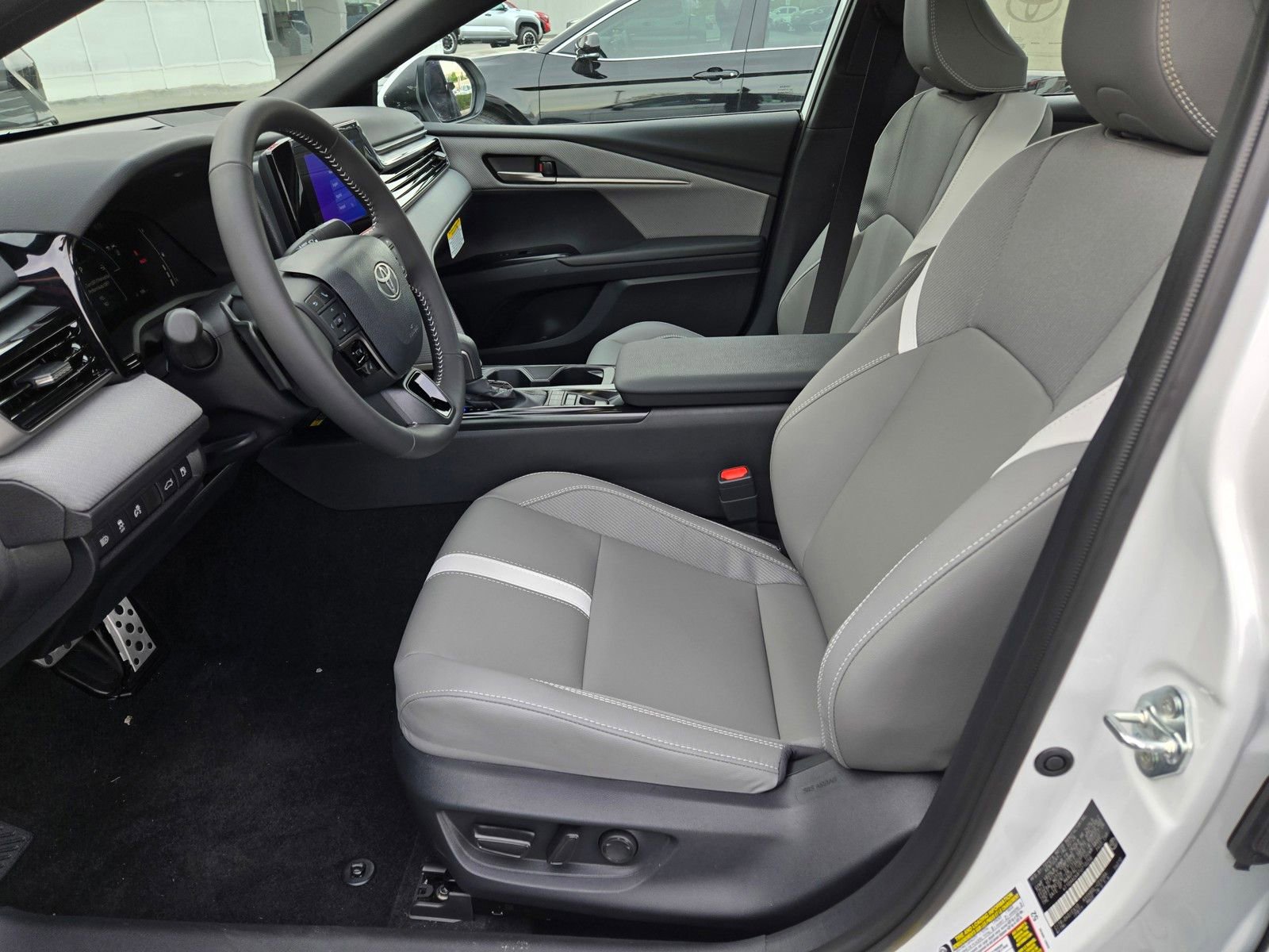 Certified 2026 Toyota Camry SE FWD image 16