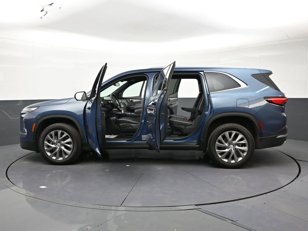 Used 2026 Buick Enclave Preferred image 35
