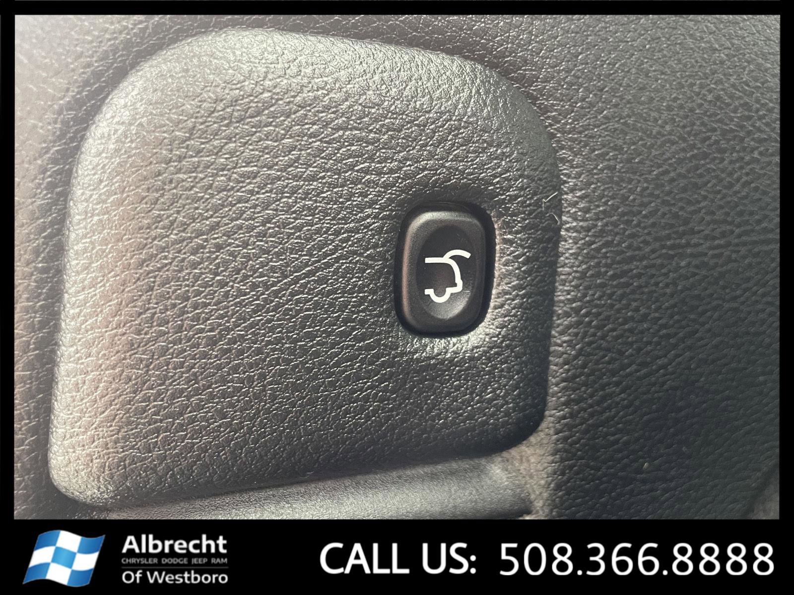 Used 2021 Jeep Grand Cherokee Summit w/ Platinum Series Group image 16