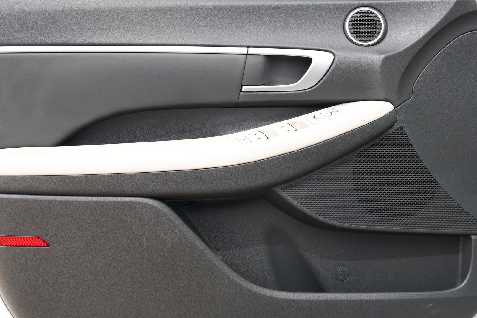 Used 2024 Hyundai Sonata SEL image 25