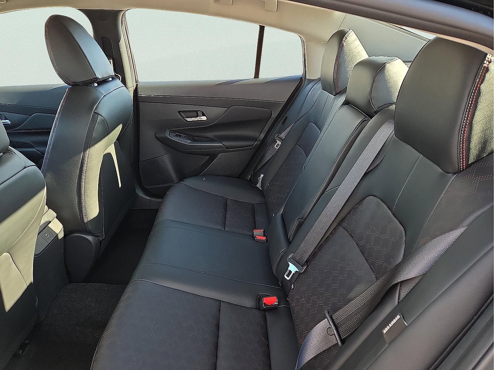 New 2026 Nissan Sentra SR w/ SR Premium Package FWD image 9