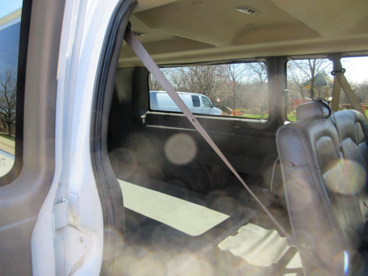 Used 2020 Chevrolet Express 2500 Extended RWD image 32
