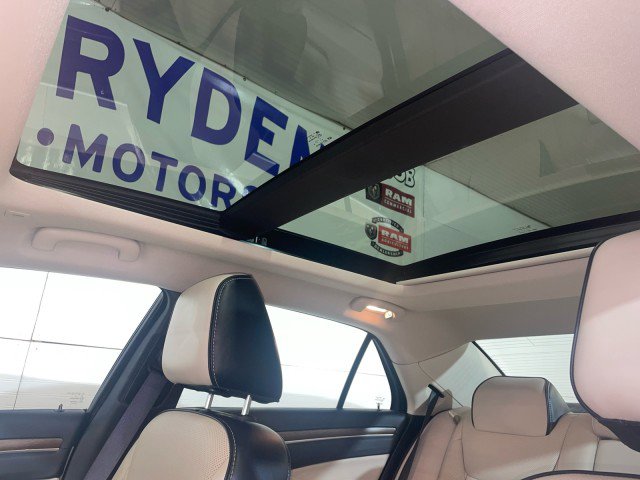 Used 2017 Chrysler 300 C Platinum w/ Safetytec Plus Group image 27