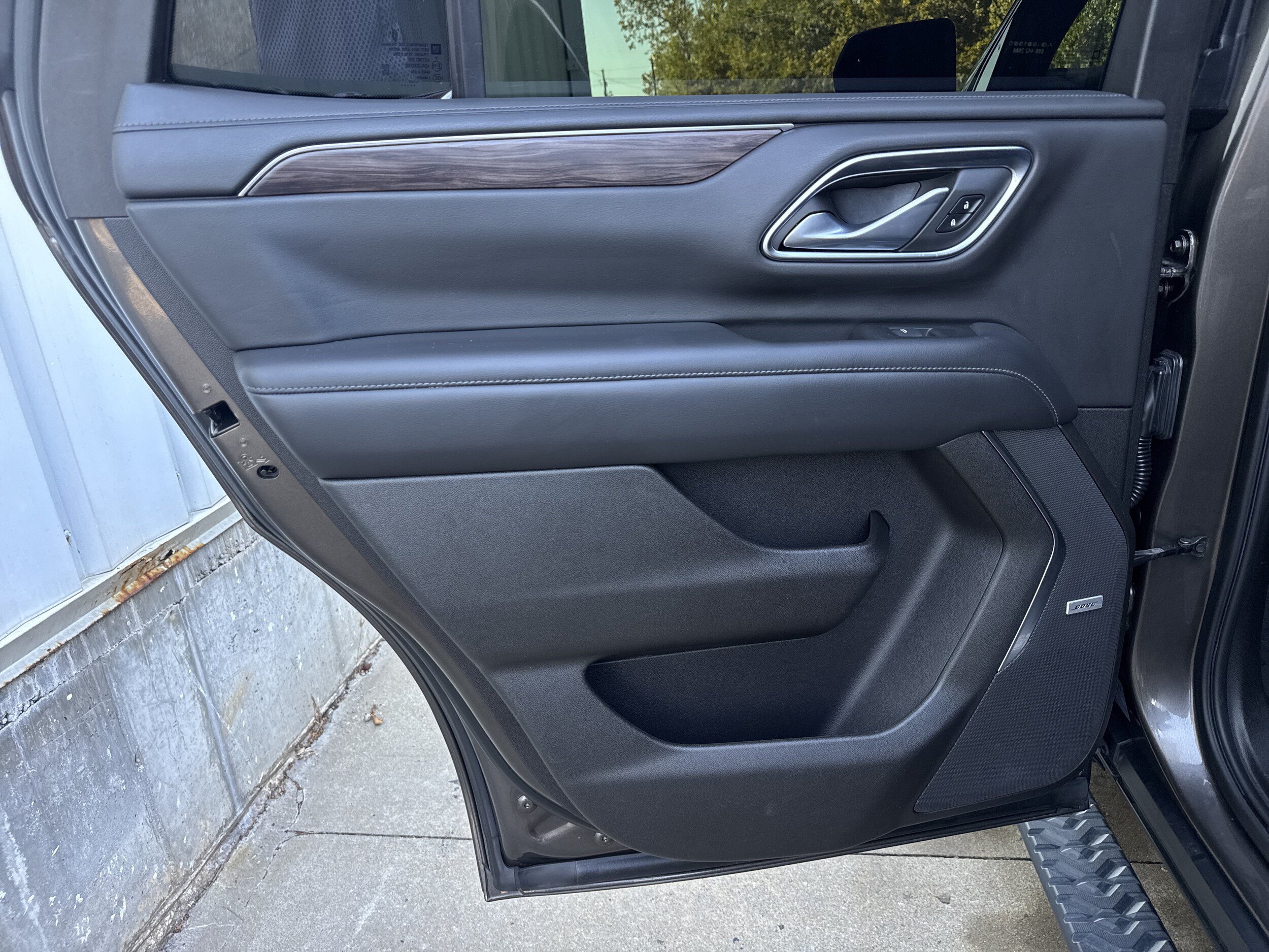 Used 2021 Chevrolet Tahoe Z71 AWD/4WD image 12