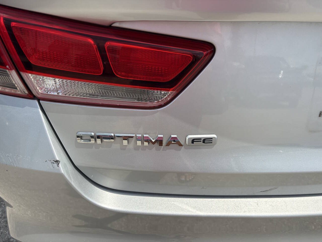 Used 2017 Kia Optima LX FWD image 9