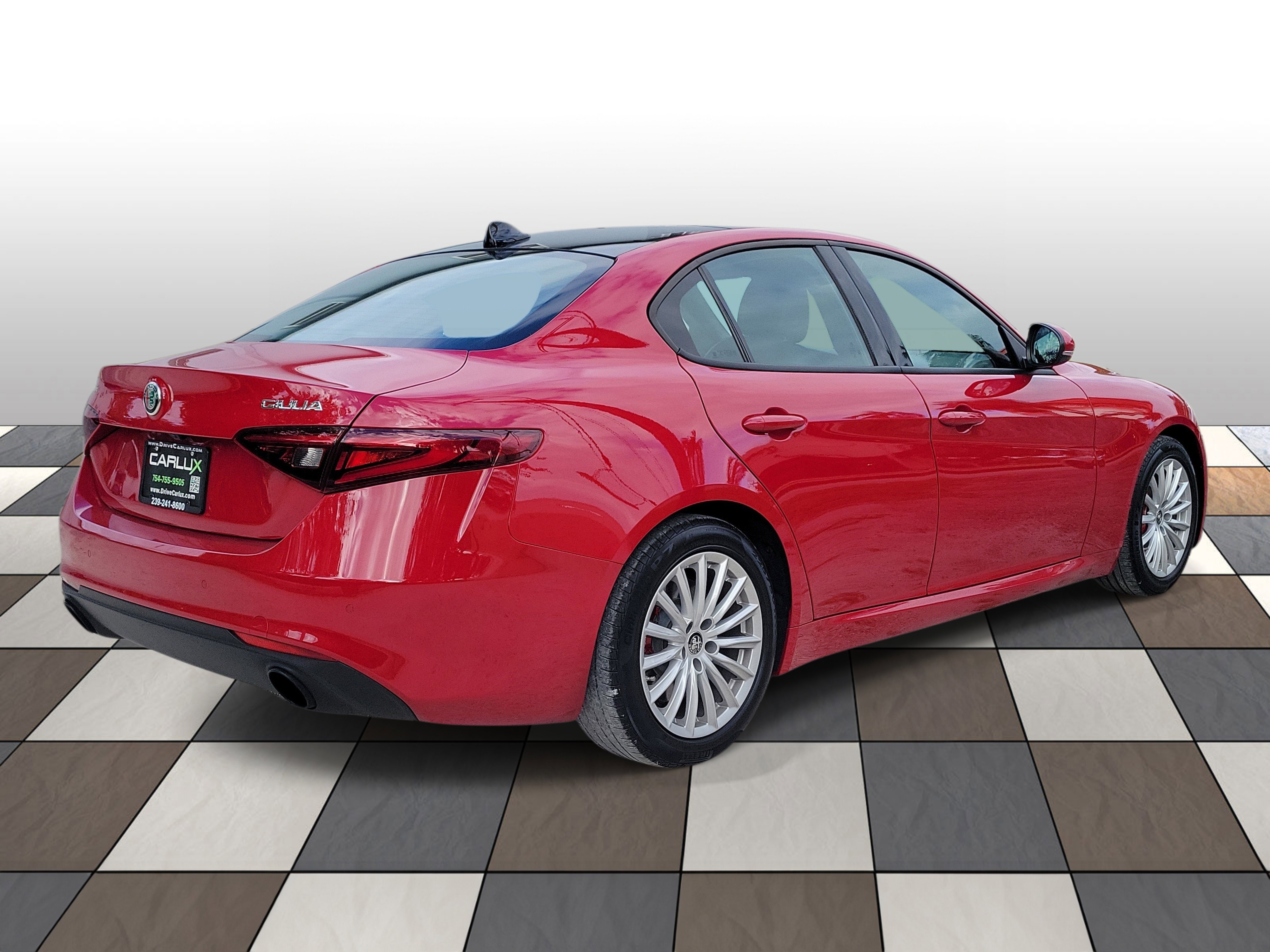 Used 2023 Alfa Romeo Giulia Sprint image 4