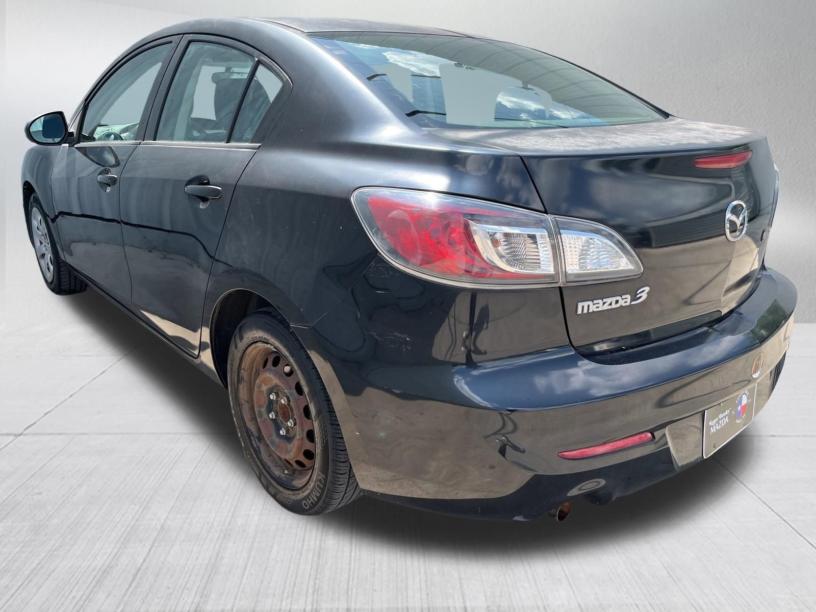 Used 2013 MAZDA MAZDA3 i SV FWD image 6