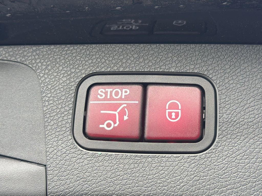 Certified 2020 Mercedes-Benz E 450 4MATIC Wagon image 32