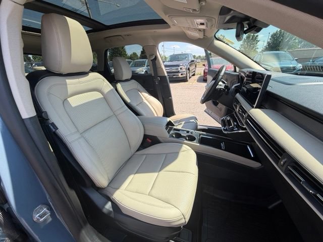 Certified 2026 Lincoln Corsair Premiere AWD/4WD image 32