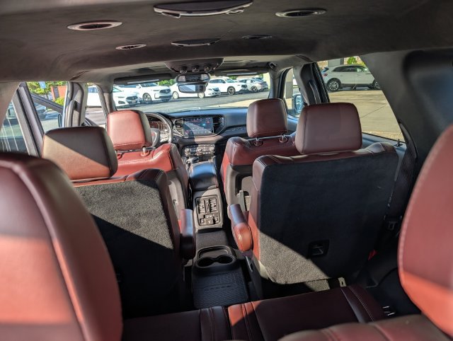 Used 2025 Dodge Durango R/T AWD/4WD image 21