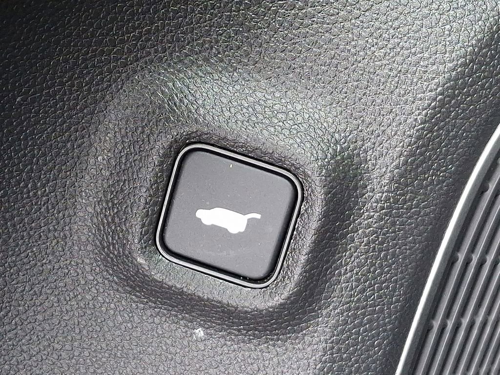 Certified 2024 Acura MDX SH-AWD w/ Technology Package image 28