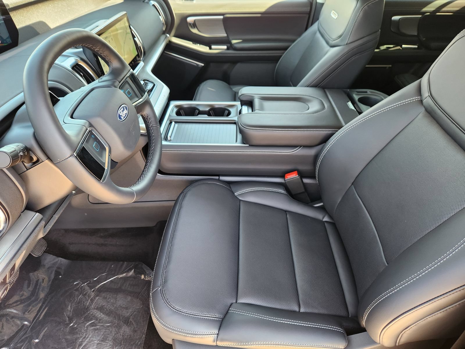 New 2027 Ford Expedition Platinum w/ Driver's Package AWD/4WD image 14