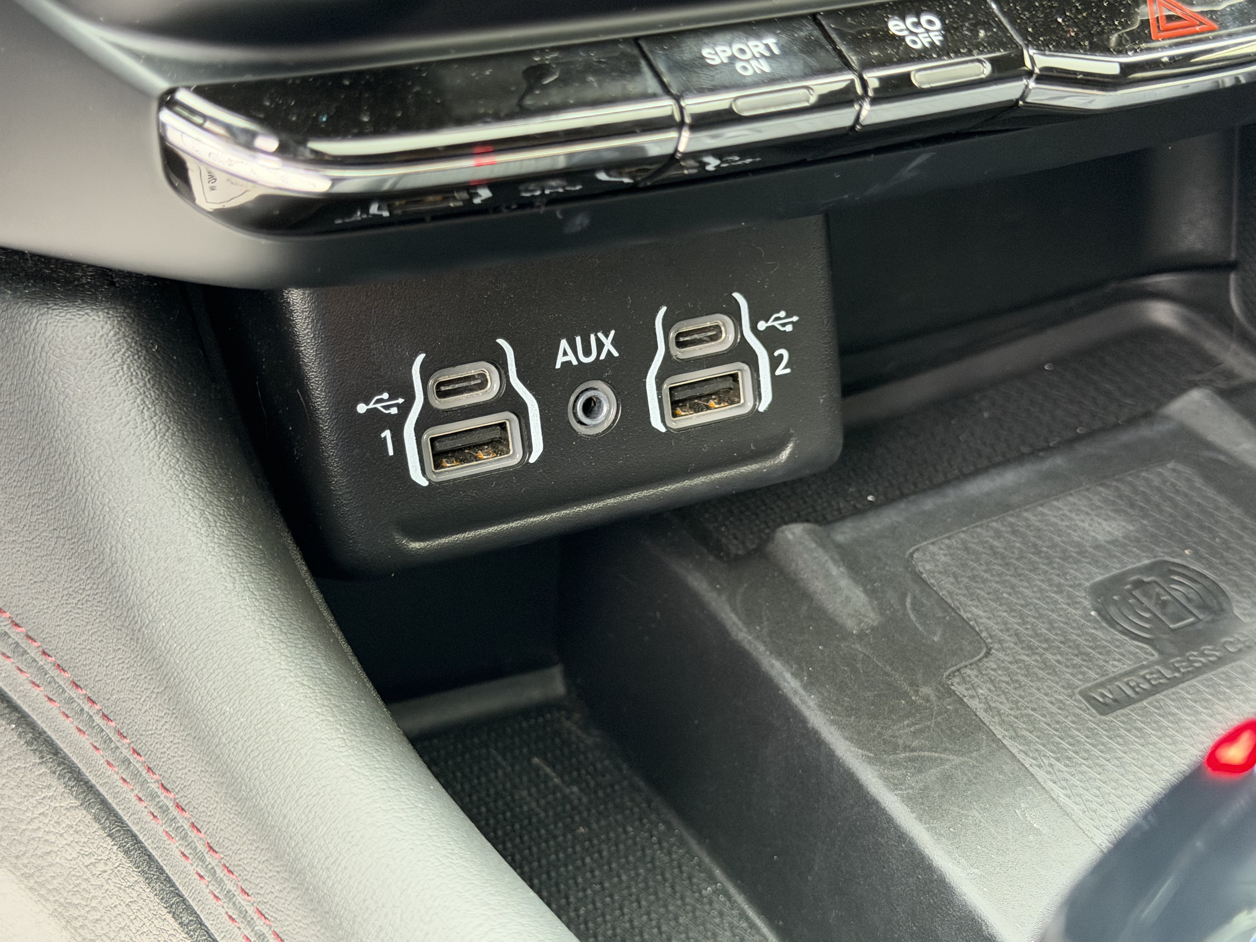 Certified 2022 Dodge Durango R/T AWD/4WD image 32