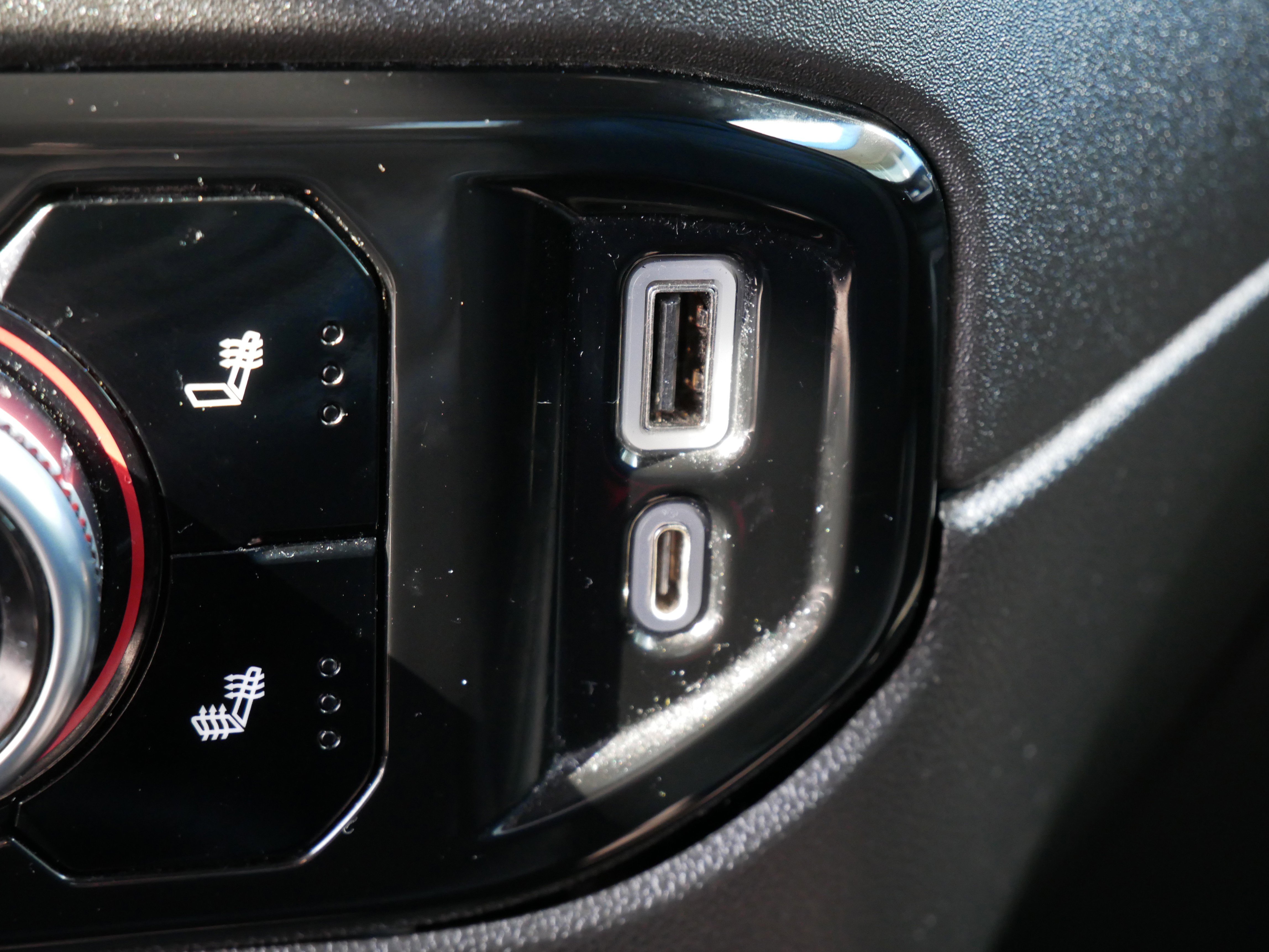 Used 2023 GMC Sierra 1500 SLT image 15