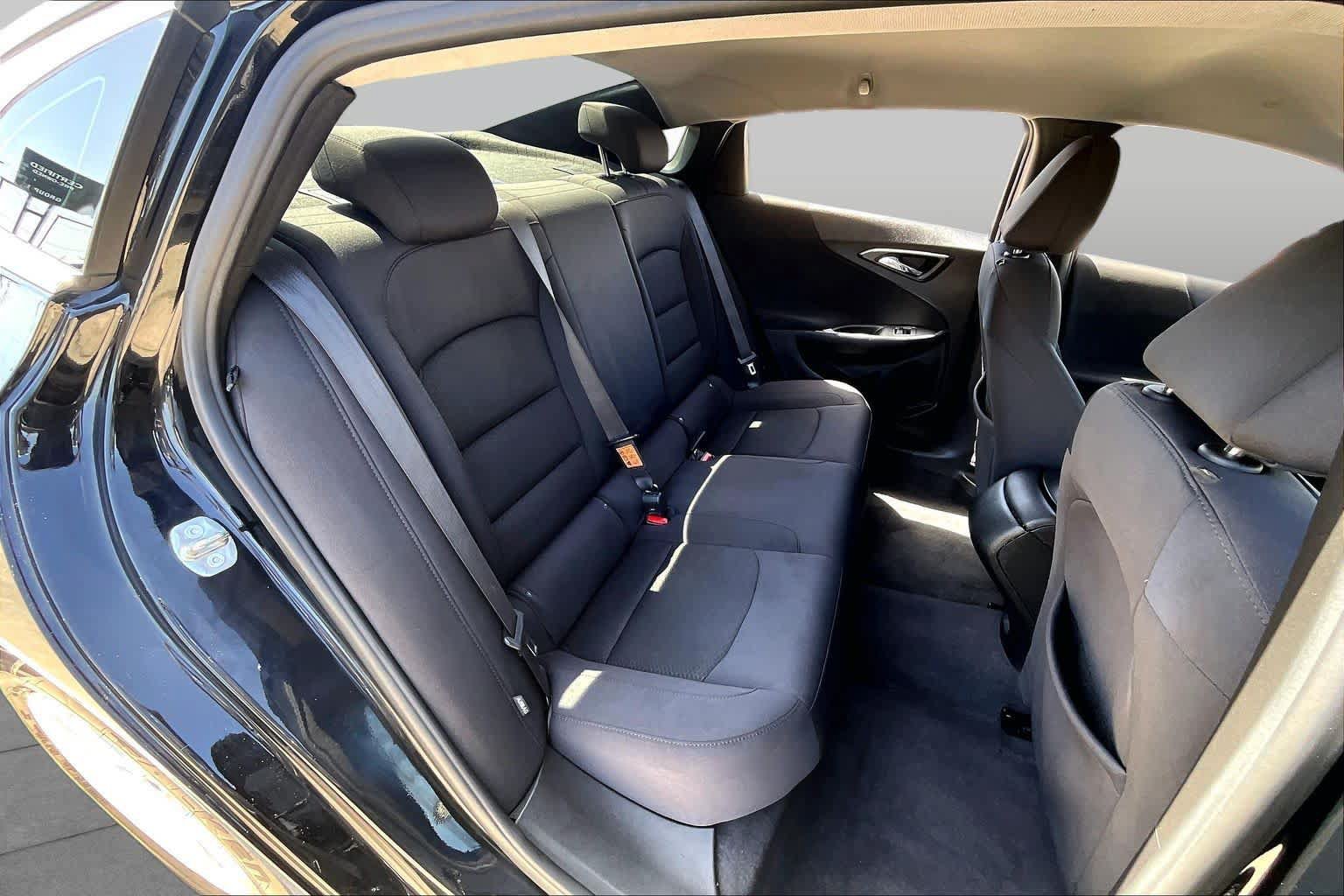 Used 2022 Chevrolet Malibu LS FWD image 20