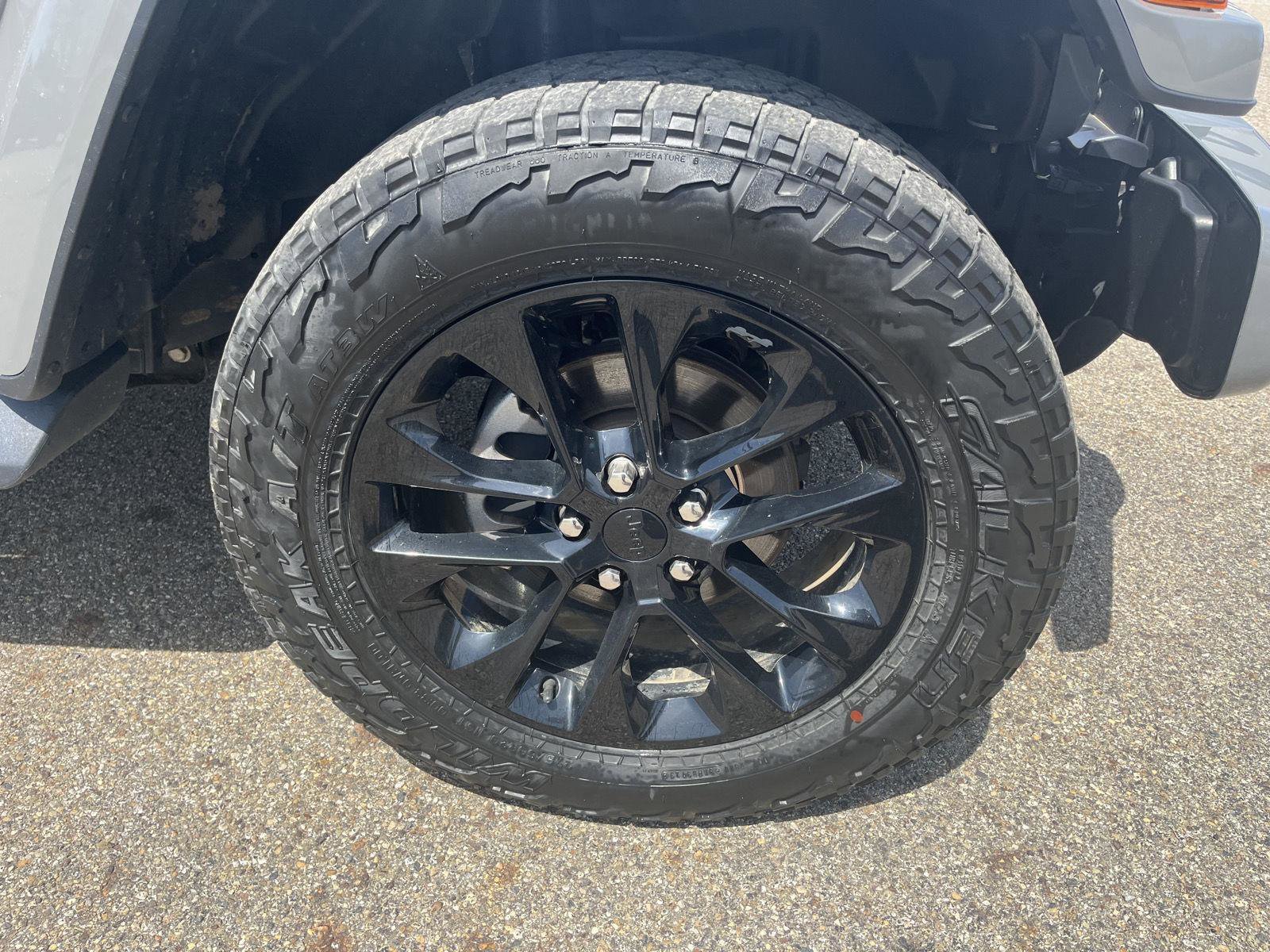 Used 2022 Jeep Gladiator Overland AWD/4WD image 44