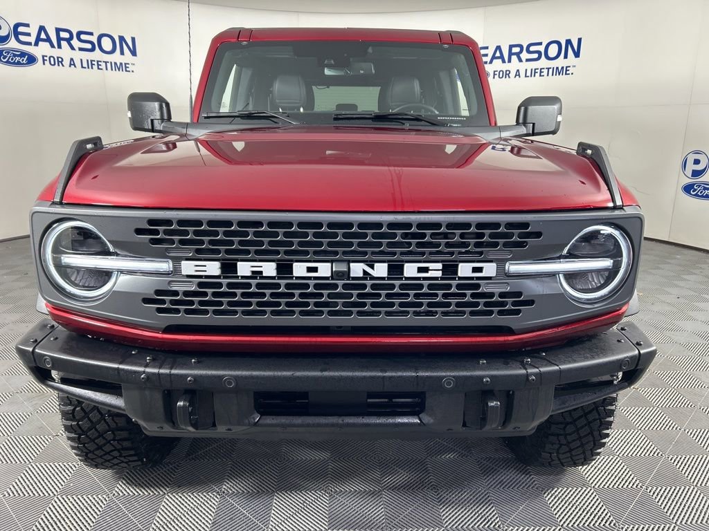 Used 2025 Ford Bronco Badlands image 4