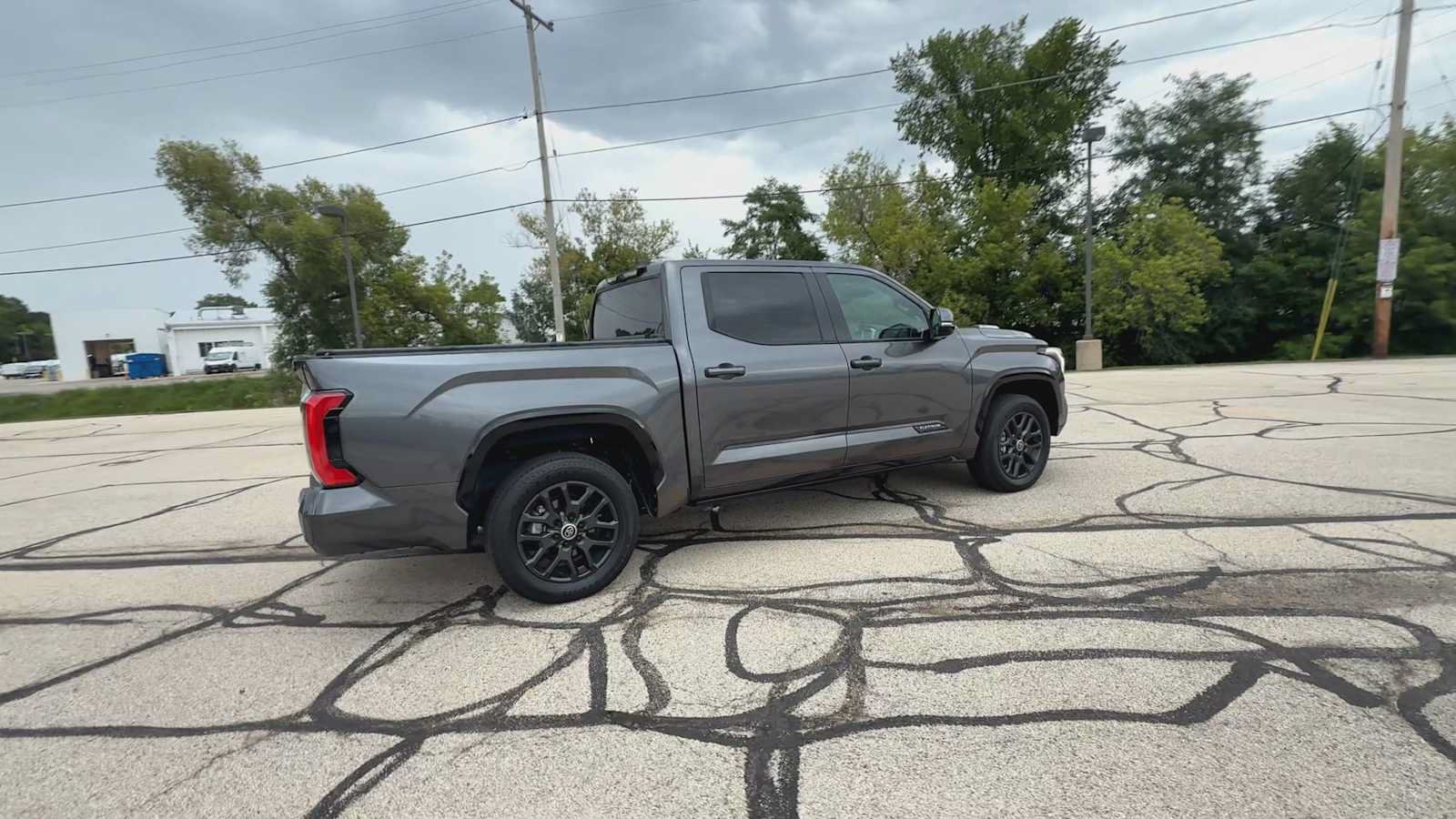 Used 2024 Toyota Tundra Platinum AWD/4WD image 8