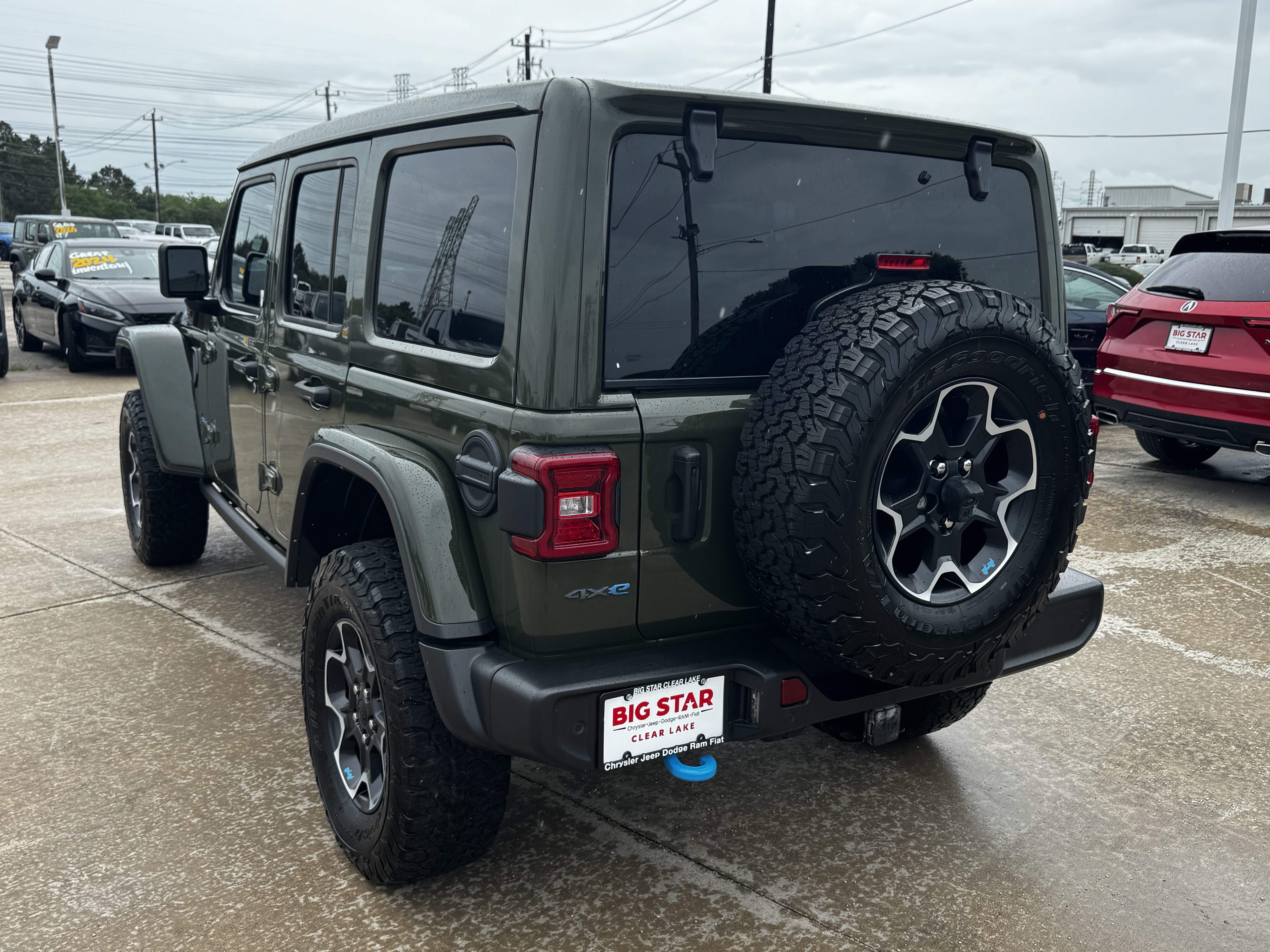 Used 2023 Jeep Wrangler Unlimited Rubicon 4xe w/ Safety Group AWD/4WD image 8