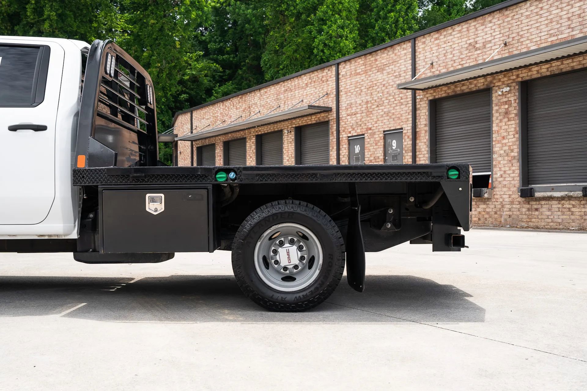 Used 2025 GMC Sierra 3500 Pro w/ Convenience Package AWD/4WD image 5