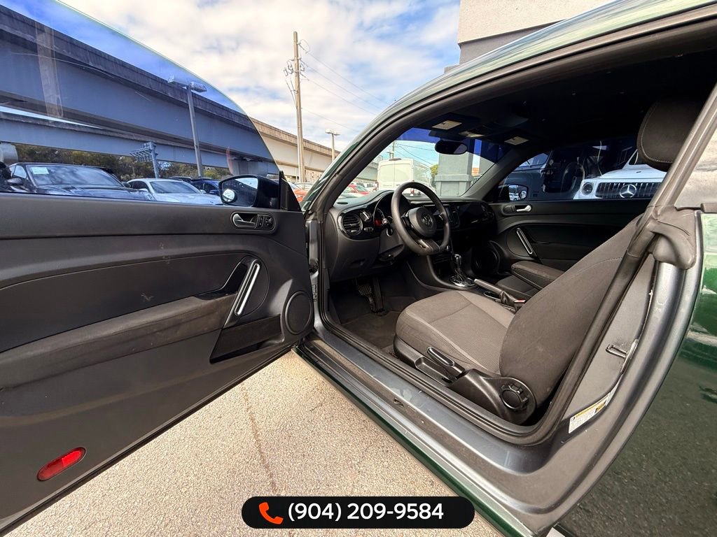 Used 2014 Volkswagen Beetle 2.5 image 15