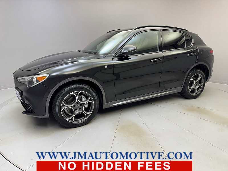 Used 2022 Alfa Romeo Stelvio Ti w/ Active Assist Plus Package image 1