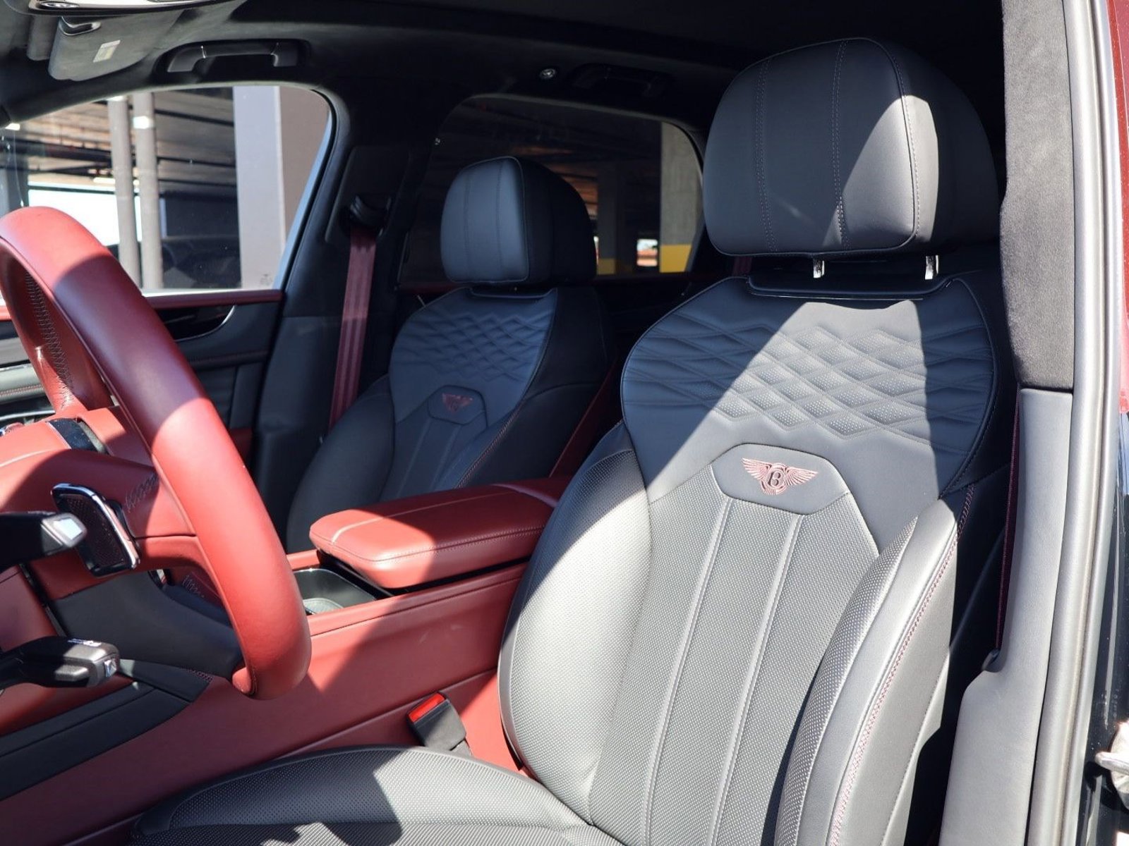 Certified 2025 Bentley Bentayga video 2