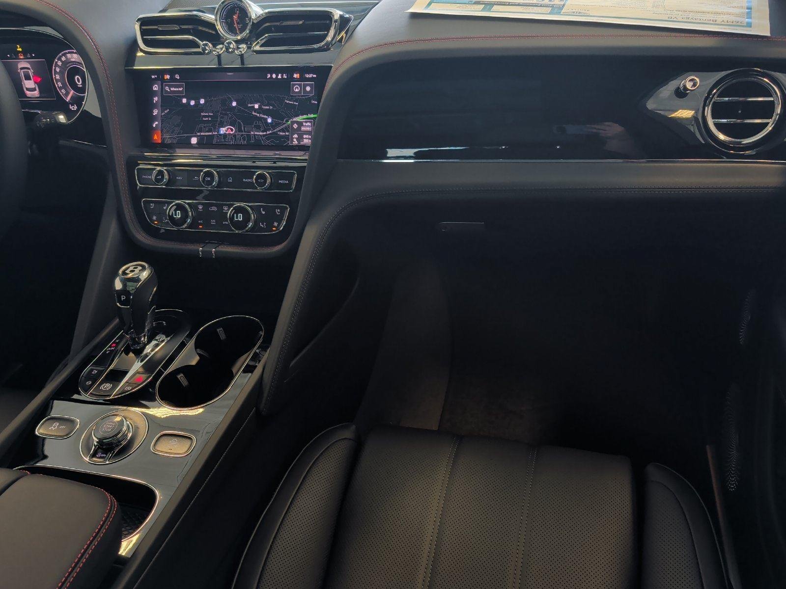 New 2026 Bentley Bentayga AWD/4WD image 11