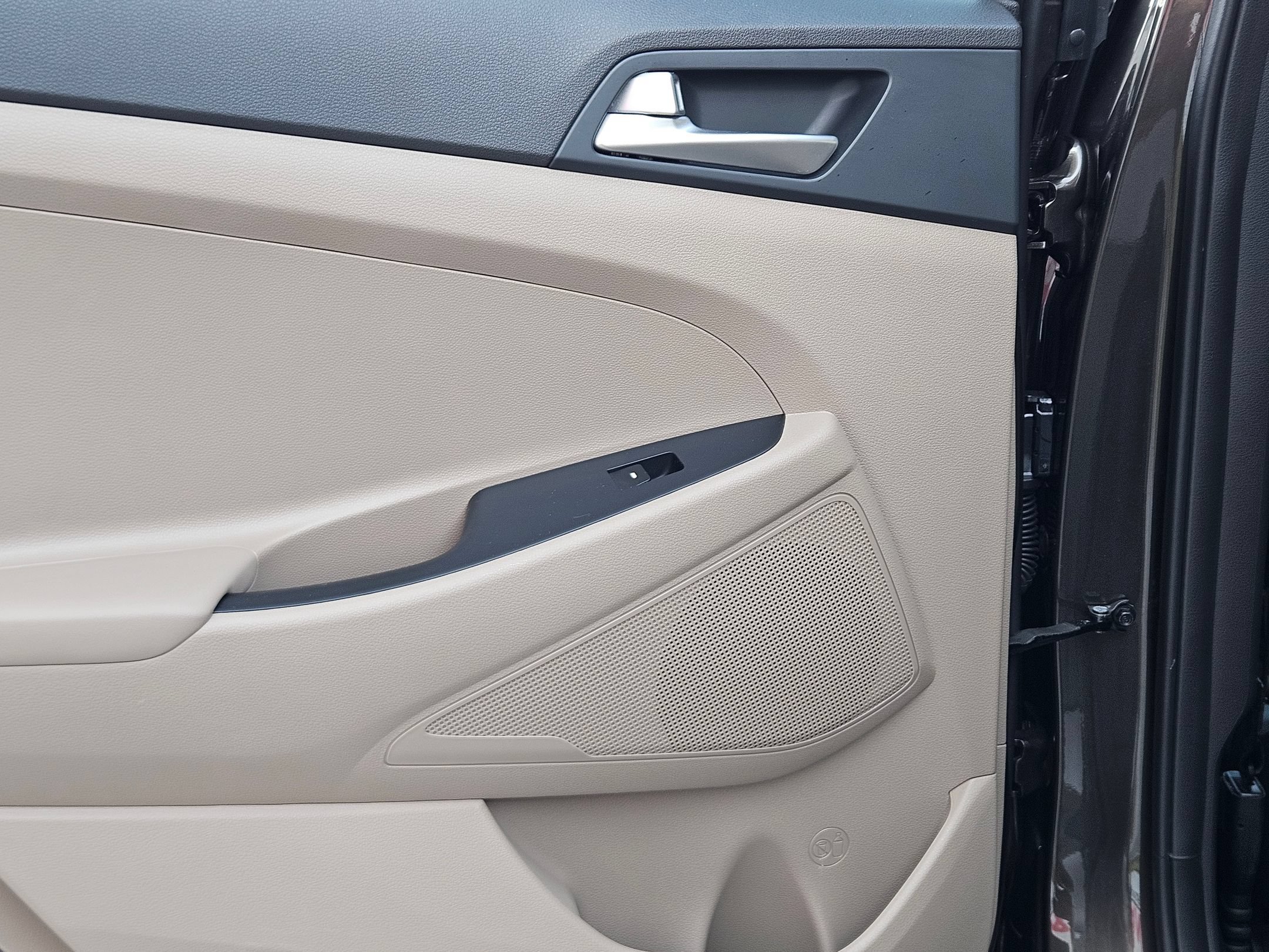 Used 2020 Hyundai Tucson Value FWD image 23