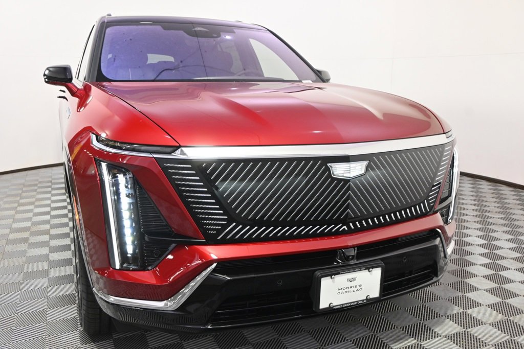 New 2026 Cadillac Vistiq Luxury w/ LPO, Floor Liner Package image 9