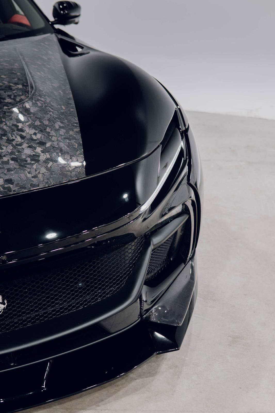 Used 2025 Ferrari Purosangue image 18