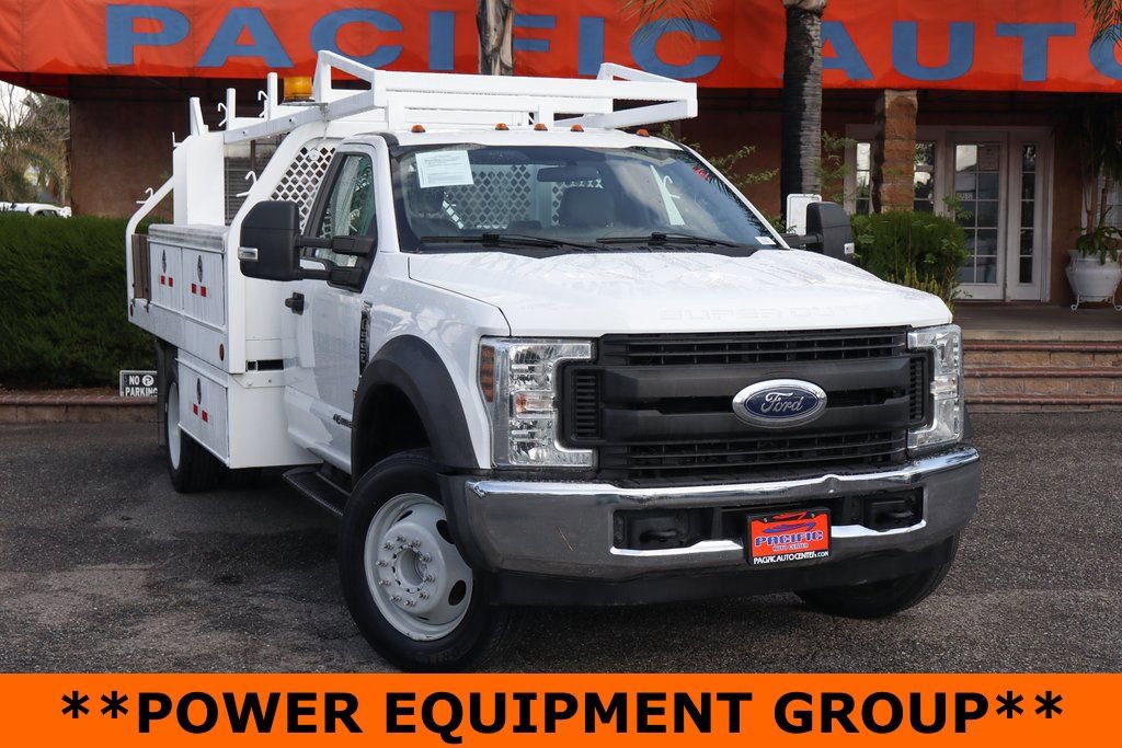 Used 2019 Ford F550 2WD Regular Cab Super Duty image 2