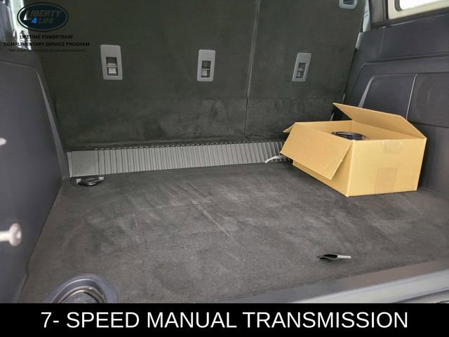 Used 2025 Ford Bronco Heritage Edition AWD/4WD image 16