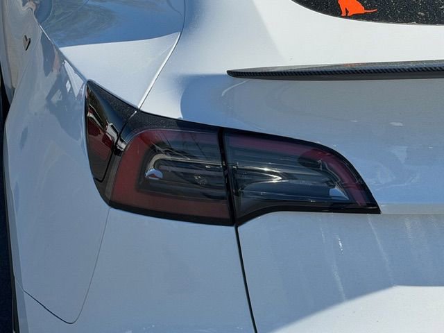 Used 2024 Tesla Model Y Long Range image 20