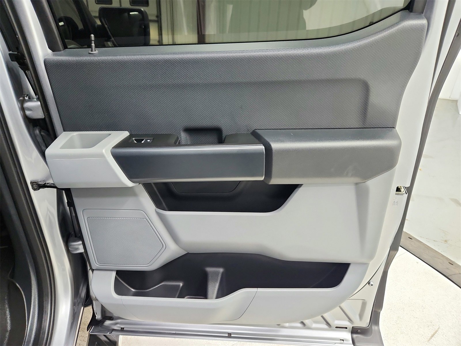 Used 2023 Ford F150 XL image 38