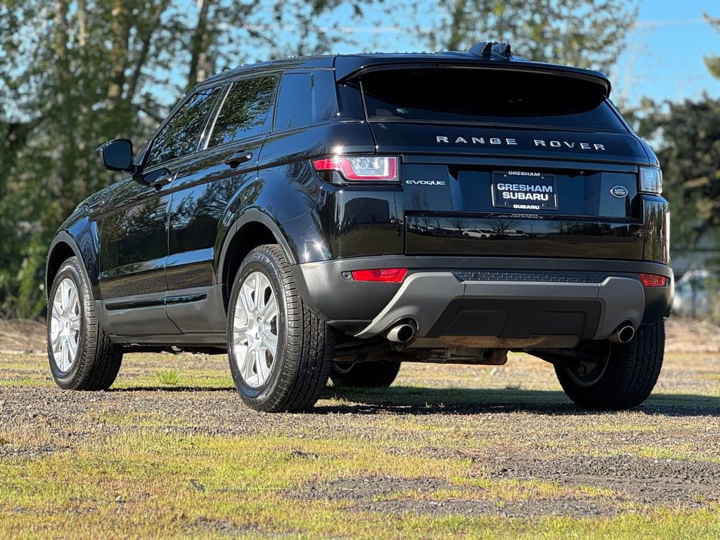 Used 2019 Land Rover Range Rover Evoque SE Premium image 5